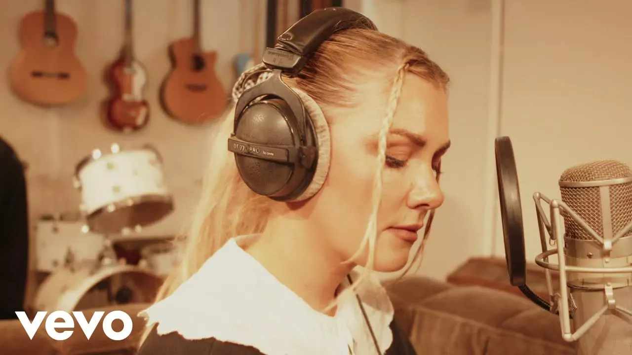 Clara Mae No Jolene Mp3 Download