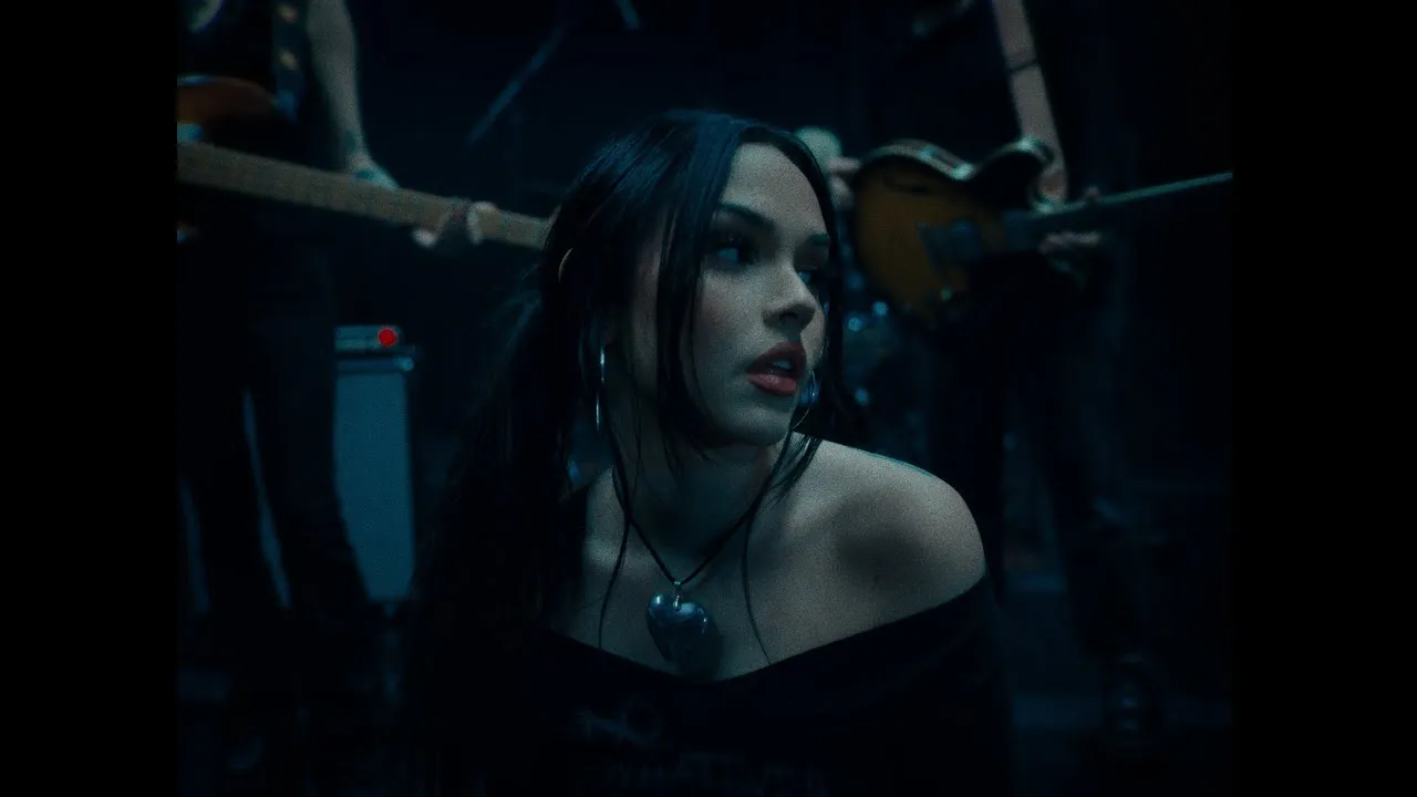 Maggie Lindemann  decode Mp3 Download
