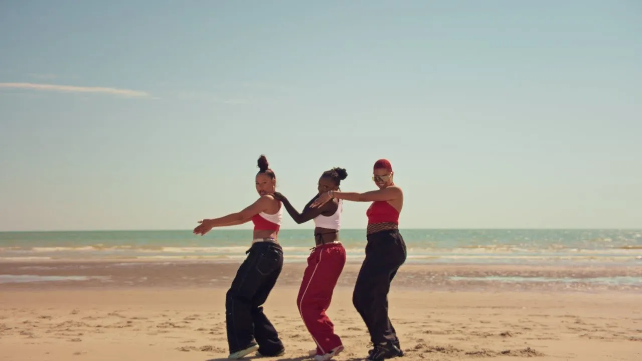 Mathey  Ameyatchi (Remix) Mp3 Download