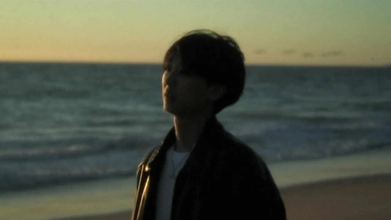 Yung kai  blue Mp3 Download