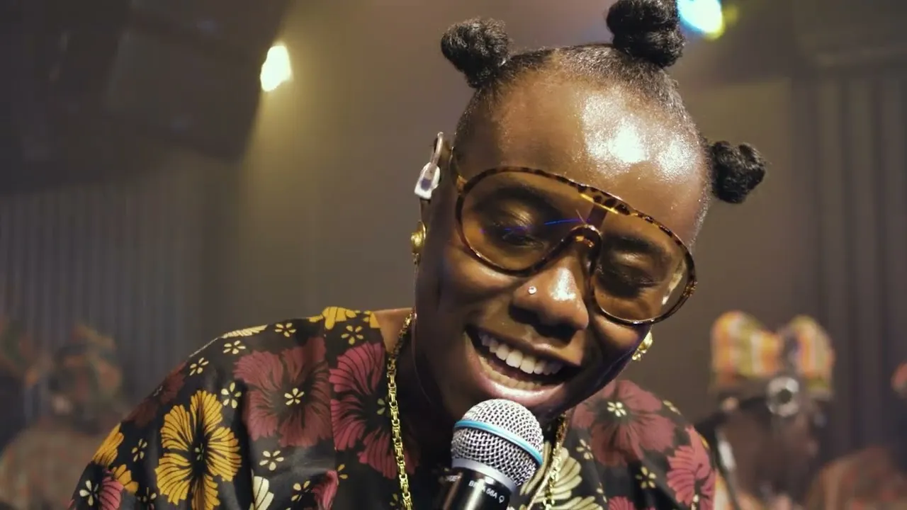 Teni  TENI  Praise and Worship Session pt.3 (Sugar Mummy Live Fiesta) Mp3 Download