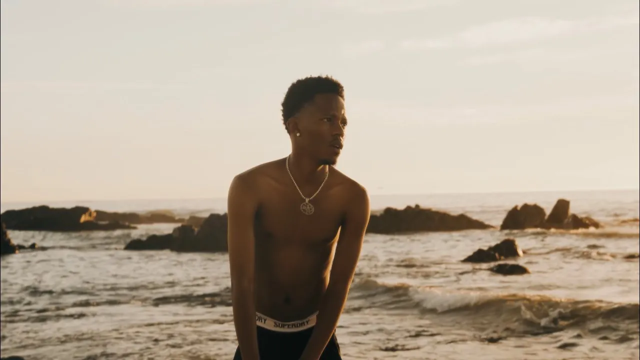 Loatinover Pounds  Table For Two Mp3 Download