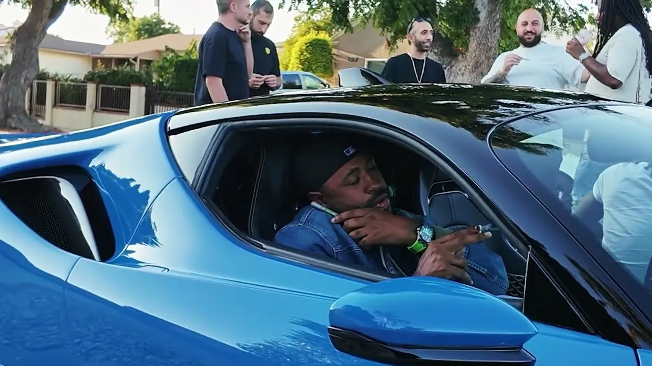 Mike WiLL MadeIt  Mike WiLL MadeIt ft. NBA Youngboy & Chief Keef  ROOMS (Official Visualizer) Mp3 Download