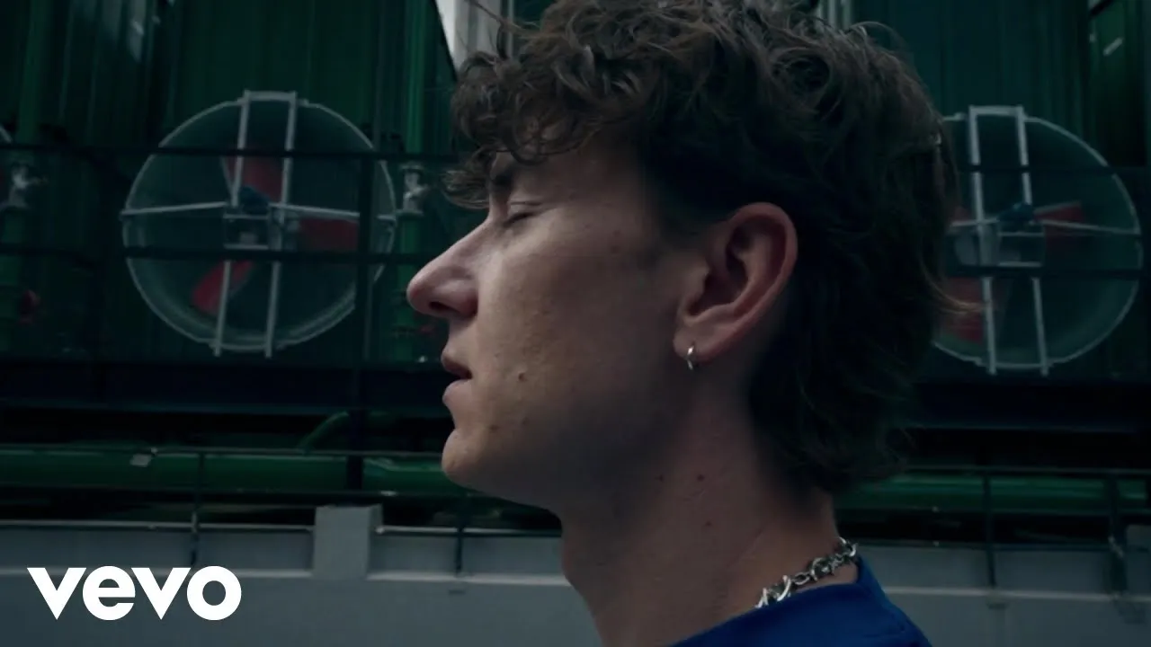 BUNT., Malou i need u Mp3 Download