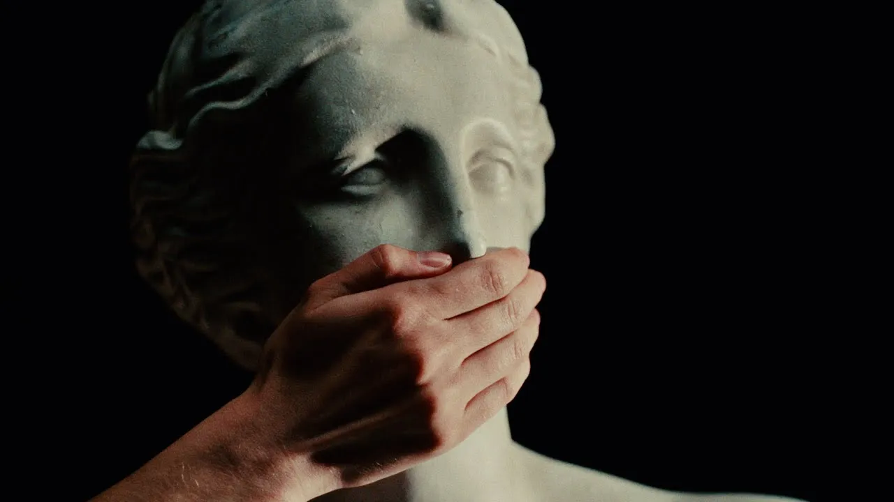 Peso Pluma  london ft. Tito Double P & Armenta Mp3 Download