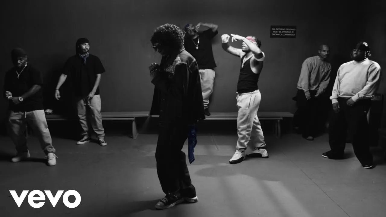 Snoop Dogg  Pop My Shit ft. Trinidad James Mp3 Download