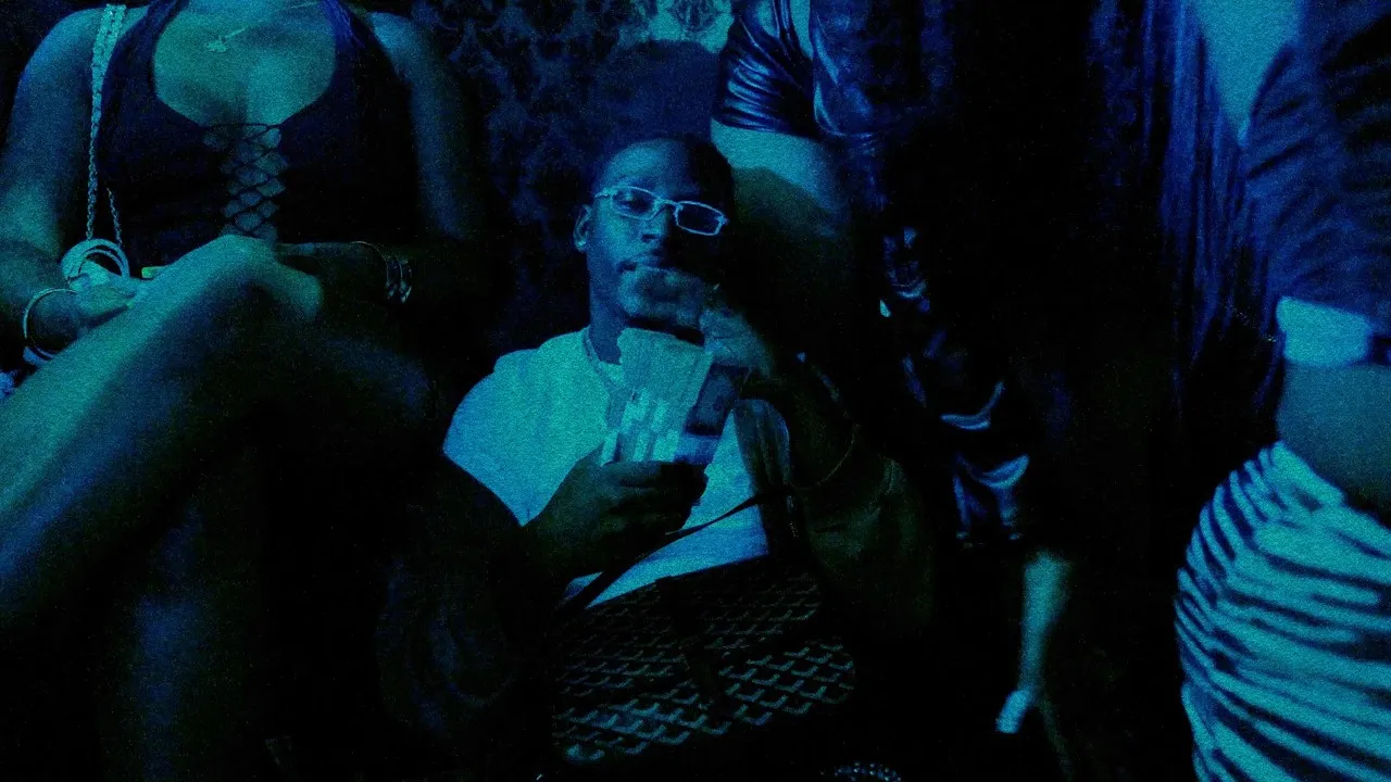 Yung skooley On the Floor ft. PaperRoute Woo Mp3 Download